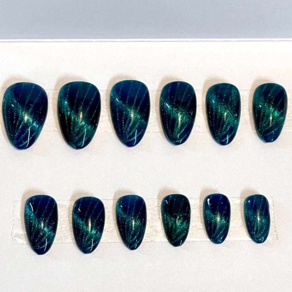 New - 12 Pcs Cat Eye Short Almond Shape Press On Nails